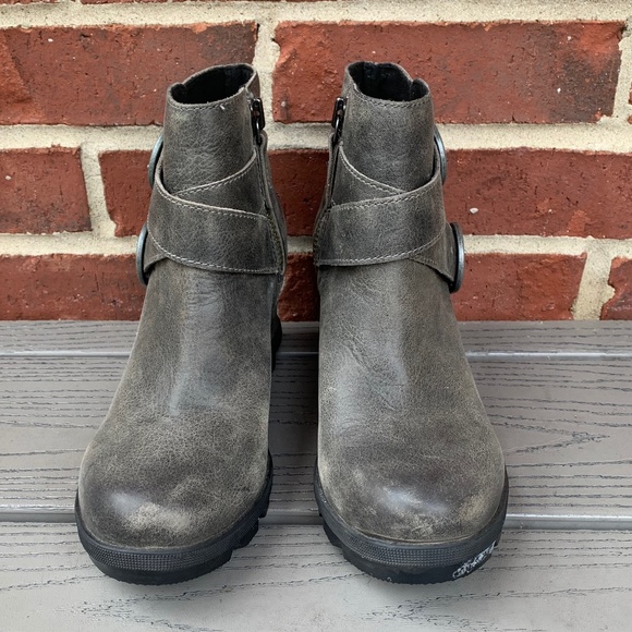 Sorel Joan of Arctic II Wedge Bootie - Picture 2 of 15